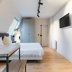 Cozy & Fully Equipped Studio In The Heart Of Paris