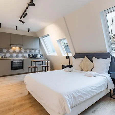 Cozy & Fully Equipped In The Heart Of Appartamento Parigi