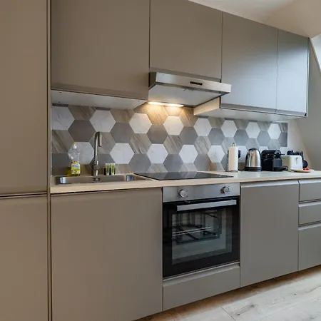 Cozy & Fully Equipped In The Heart Of Appartamento