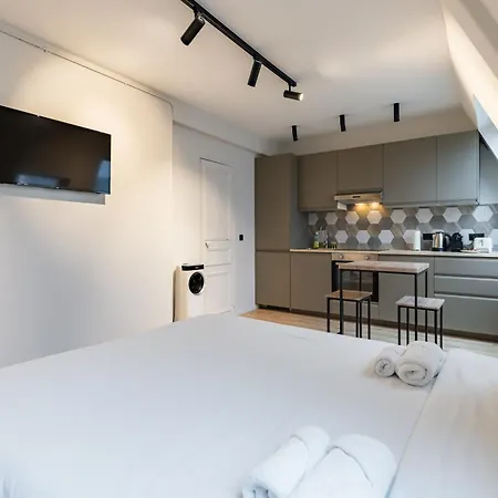 Appartamento Cozy & Fully Equipped In The Heart Of Parigi